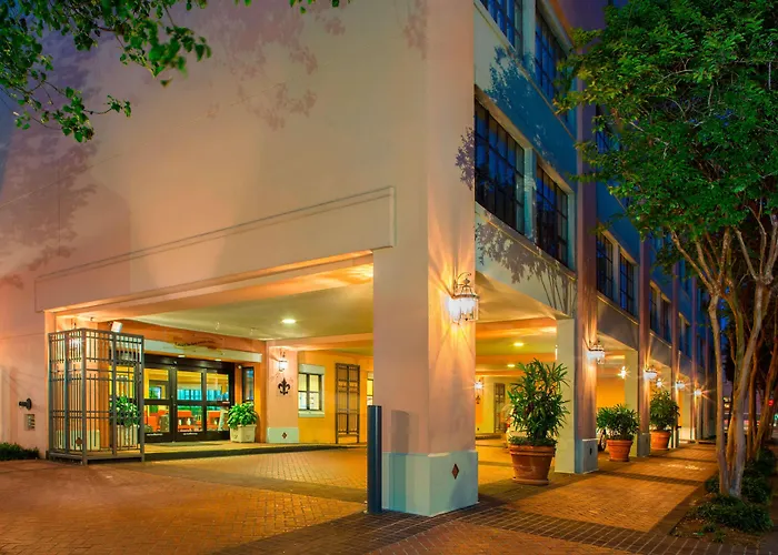 Sonesta Es Suites Convention Center