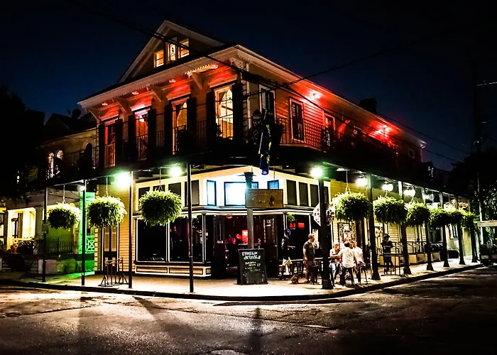 Royal Street & Bar