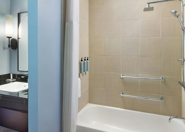 Courtyard By Marriott New Orleans French Quarter/Iberville